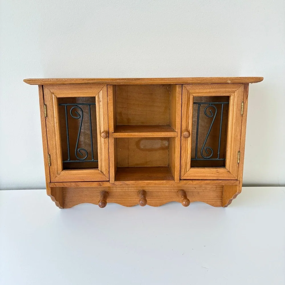 N/A vintage wooden